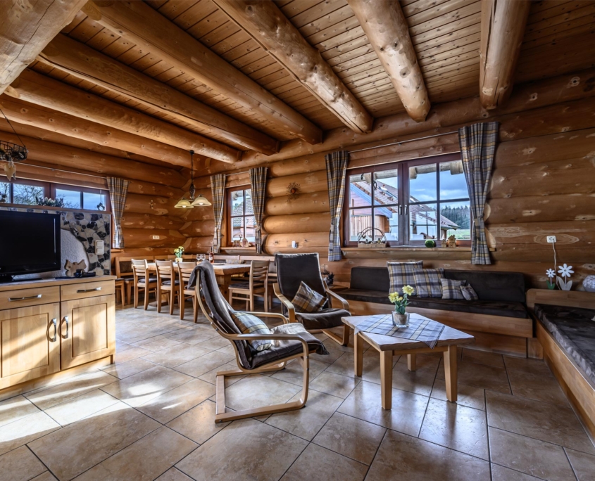 Wohnraum Chalet Morgensonne im Chalet-Resort Fränkische Schweiz